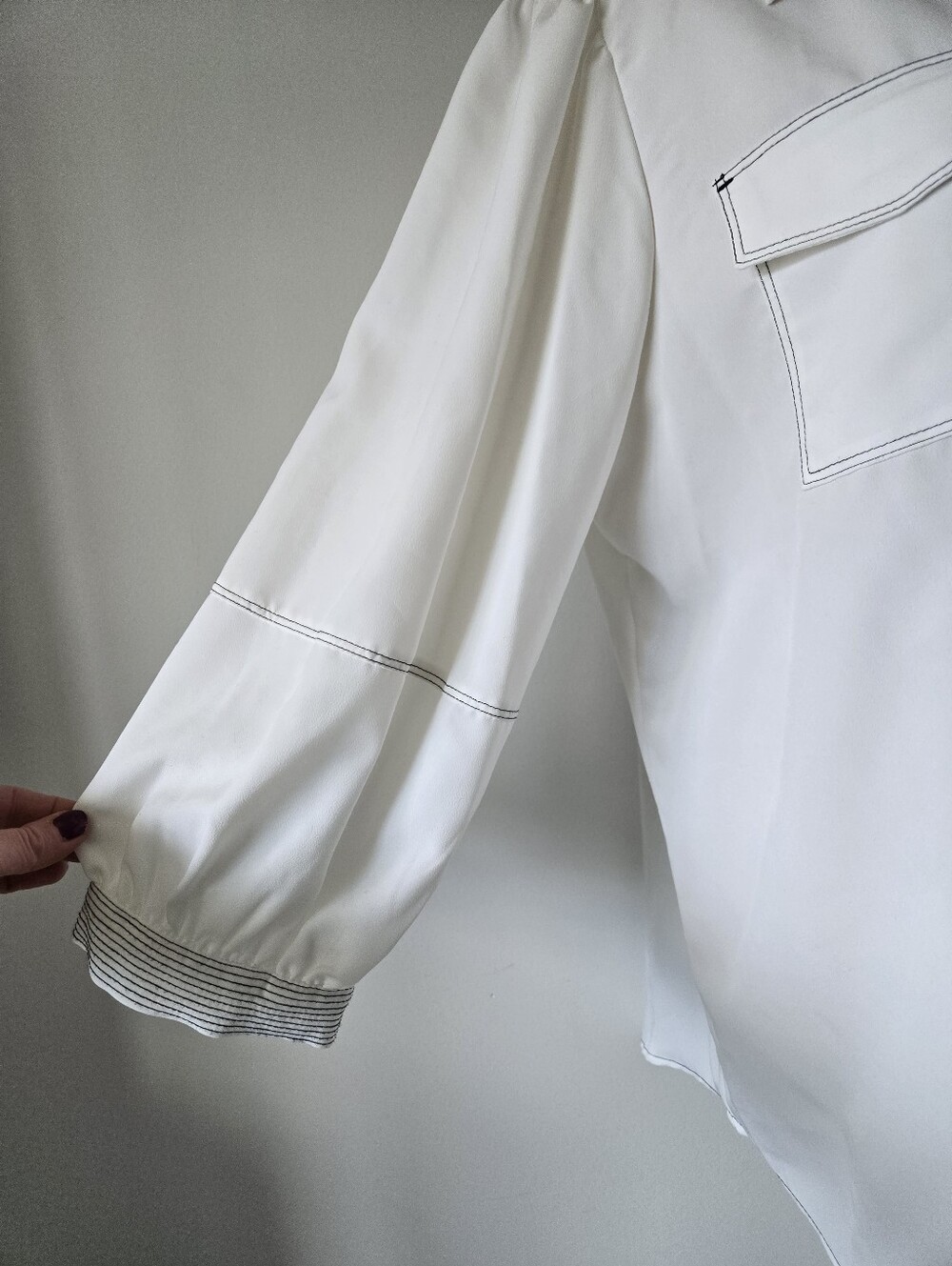 Karl Lagerfeld White Button-Up Blouse with Black Contrast Stitching. Size L - Picture 5 of 14